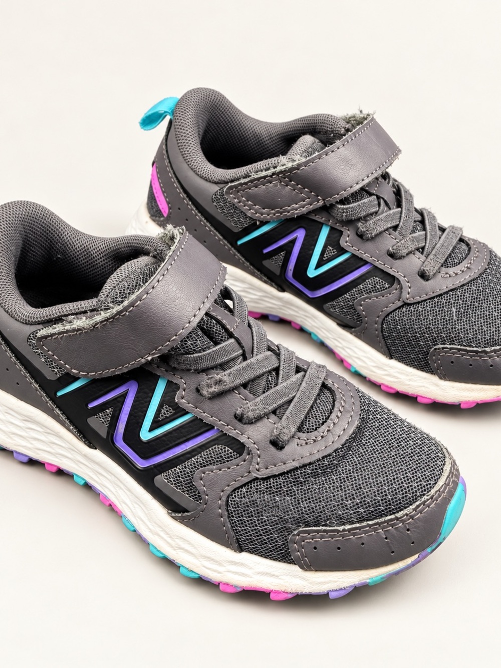 New Balance Fresh Foam 650 kids’ sneakers, US size 11 in extra wide (XW).